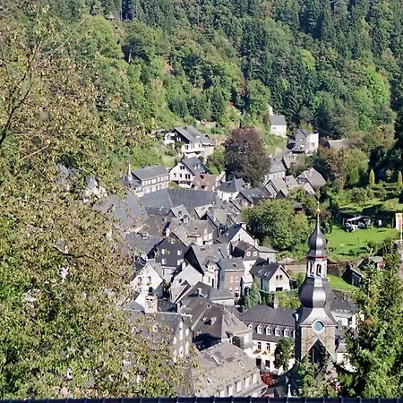 Roder Am Eifelsteig Holiday home *