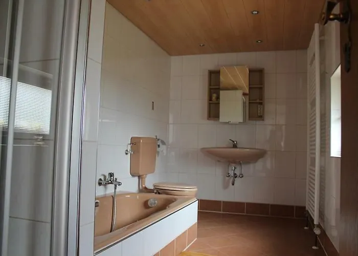 Roder Am Eifelsteig بيت للعطل مونشاو