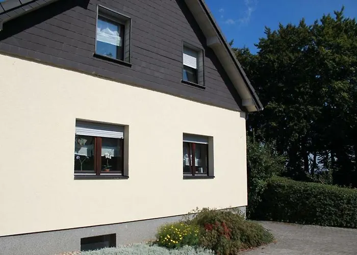 Roder Am Eifelsteig بيت للعطل مونشاو